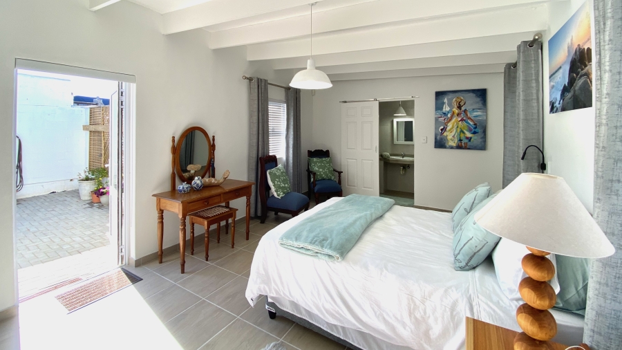 4 Bedroom Property for Sale in Jacobsbaai Western Cape